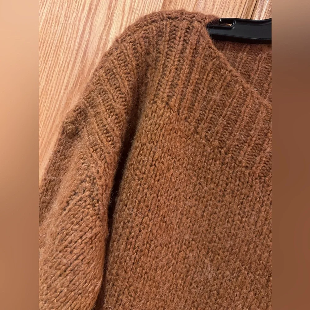 Madewell Cable-Sleeve Boatneck Boxy Cropped Wool Sweater in Saddle Brown Size XS